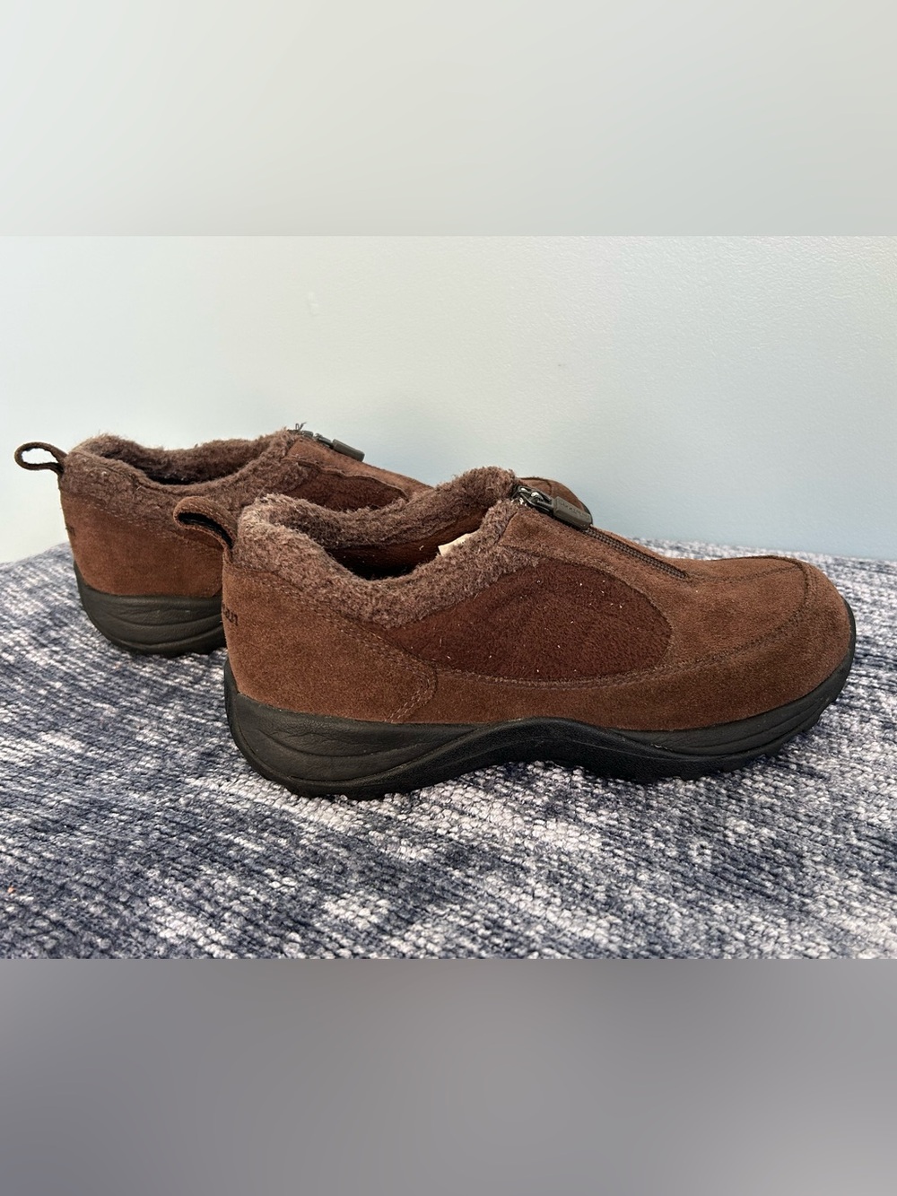 LL Bean PrimaLoft Brown Suede Insulated Slip On Shoes - Lined Zip Up Women’s 7.5